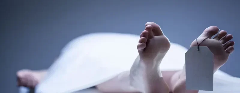 غسل در صورت تماس با لباس میت