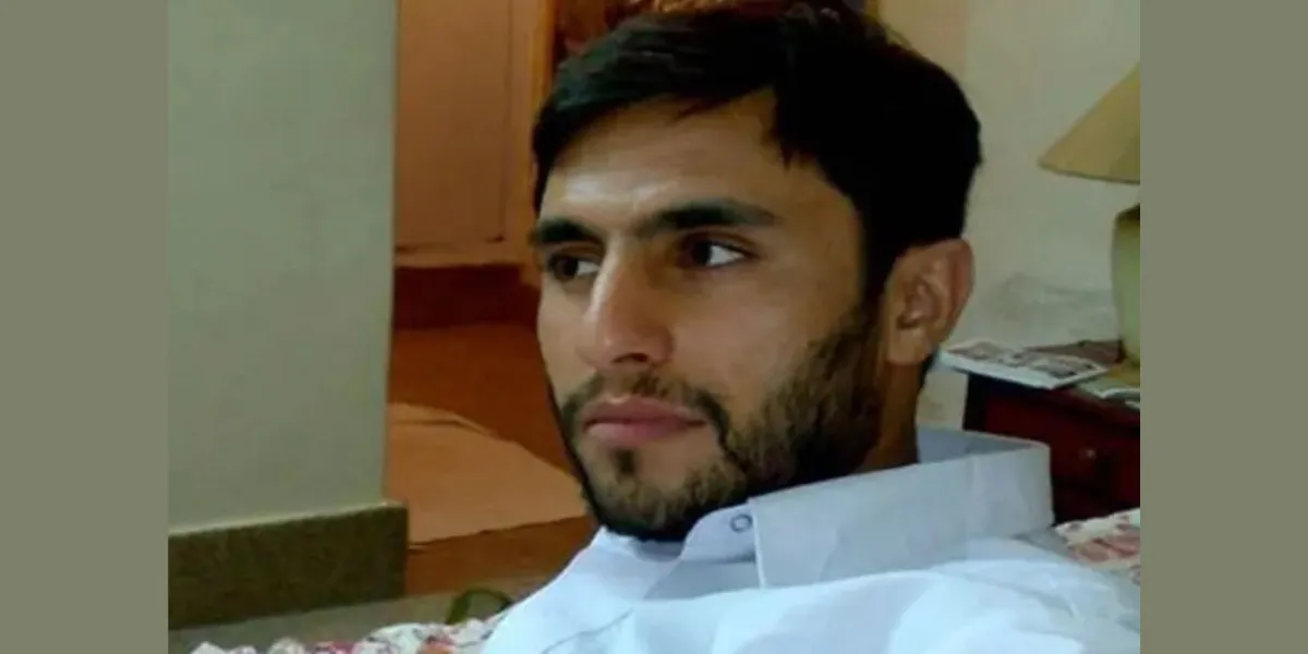 سنگ قبر عبدالمالک ریگی